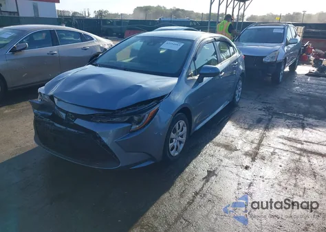 2021 Toyota Corolla Le z USA, uszkodzony, nr VIN JTDEPMAE5MJ157493